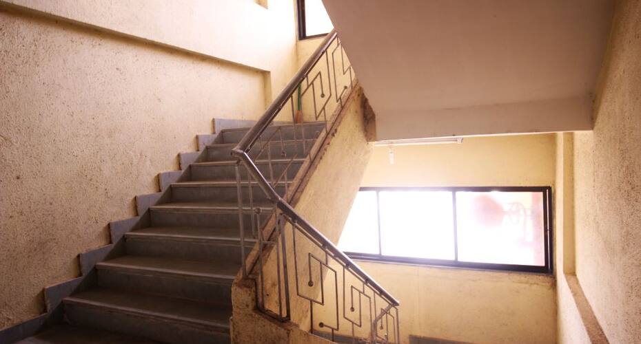 Npc Serviced Apartments,modi Baug Soc, Pune 5